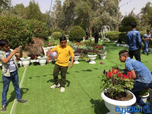 بالصور:متنزه الناصرية يستقبل العوائل بعيد الربيع