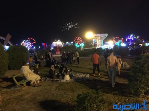 بالصور:فرحة العيد مرتسمة على وجوه العوائل في الناصرية