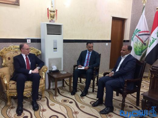 السفير الامريكي يزور الناصرية ويبدي رغبة بلاده بالاستثمار في مجالي النفط والسياحة - تقرير مصور -