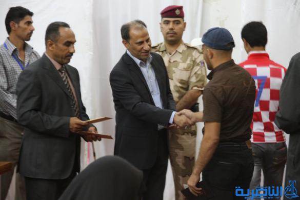 ذي قار توزع الوجبتين الرابعة والخامسة من منحة الحكومة للنازحين – تقرير مصور -