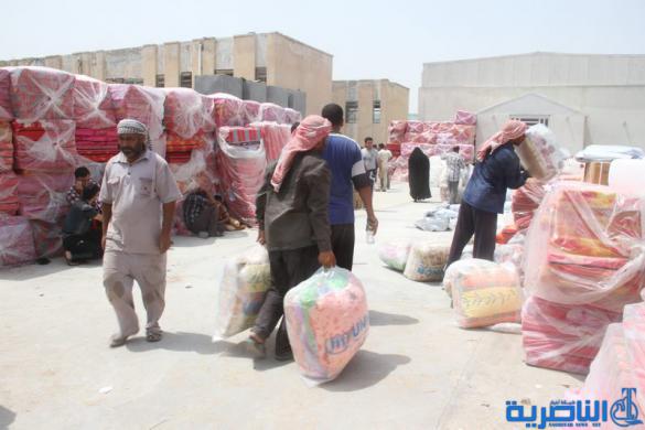 محافظ ذي قار يشرف على توزيع مساعدات التأثيث على اكثر من 400 اسرة النازحة – تقرير مصور -