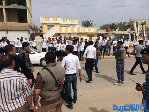 طلبة القانون في جامعة ذي قار يتظاهرون احتجاجا على سوء المعاملة - تقرير مصور -