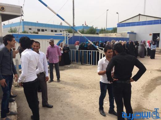 طلبة القانون في جامعة ذي قار يتظاهرون احتجاجا على سوء المعاملة - تقرير مصور -