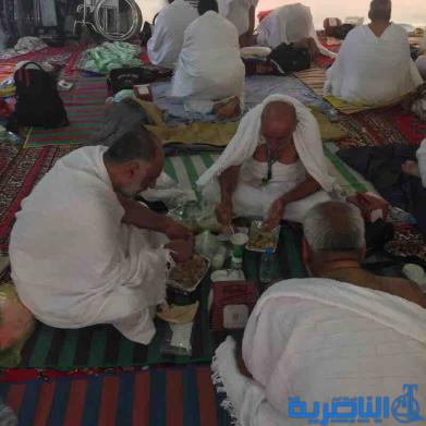 بالصور : حجيج ذي قار على صعيد عرفة