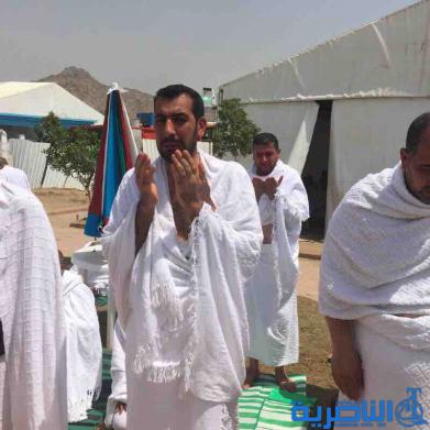 بالصور : حجيج ذي قار على صعيد عرفة
