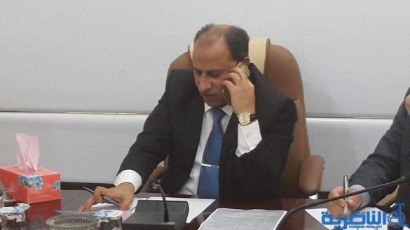 محافظ ذي قار يهاتف وزير العمل لحل ازمة قطع اعانات الحماية الاجتماعية - تقرير مصور- 