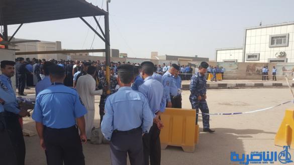 بالصور:منتسبو شرطة سوق الشيوخ يدلون باصواتهم في الانتخابات البرلمانية