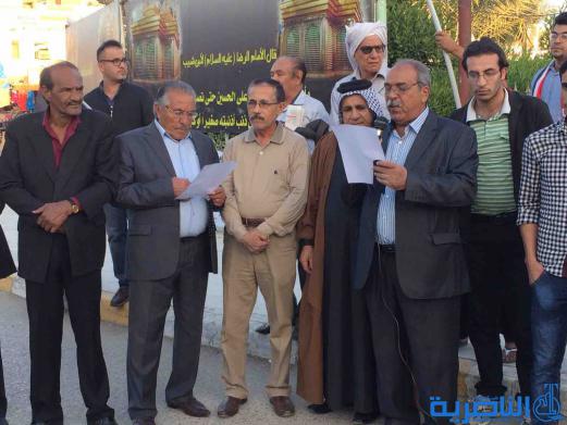 بالصور : متظاهرو الناصرية يطالبون العبادي بالاعتذار ويؤكدون استمرار التظاهرات السلمية