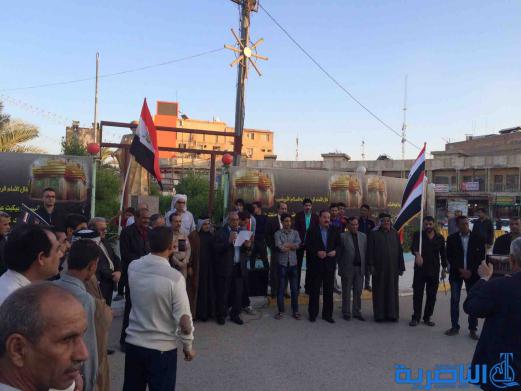 بالصور : متظاهرو الناصرية يطالبون العبادي بالاعتذار ويؤكدون استمرار التظاهرات السلمية