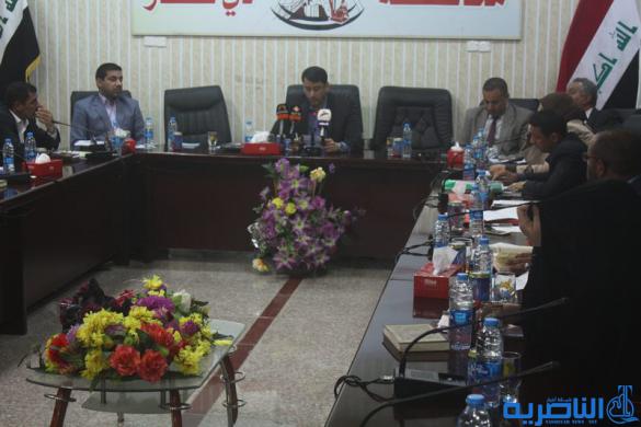  مجلس ذي قار يجتمع لتقييم اداء الدوائر الحكومية وبحث ملف العشوائيات - تقرير مصور-