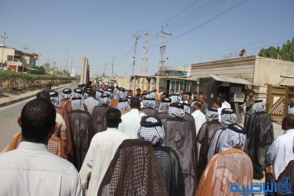 فلاحو ذي قار يتظاهرون للمطالبة بتعويضات عن الخسائر التي سببتها عواصف الموسم الماضي - تقرير مصور -