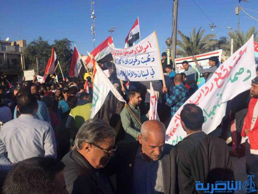 بالصور : المئات من متظاهري المحافظات يتجمعون وسط الناصرية وينددون بالفساد