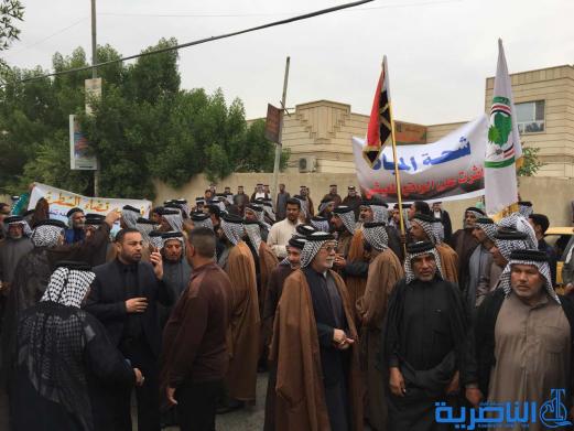 فلاحو ذي قار يتظاهرون للمطالبة باطلاقات مائية عاجلة لانقاذ الخطة الزراعية - تقرير مصور -