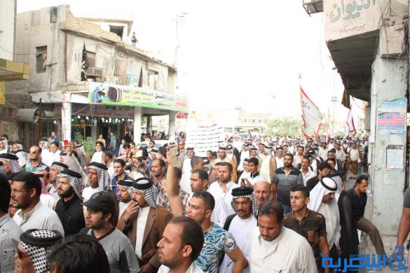 الاف المتظاهرين في الناصري