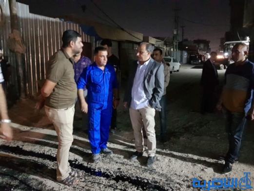 بالصور:محافظ ذي قار يتابع اعمال اكساء شوارع مربع مدينة الناصرية