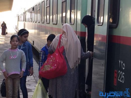 بالصور:وصول 230 سائحا الى محطة الناصرية للقطارات لغرض السياحة في الاهوار