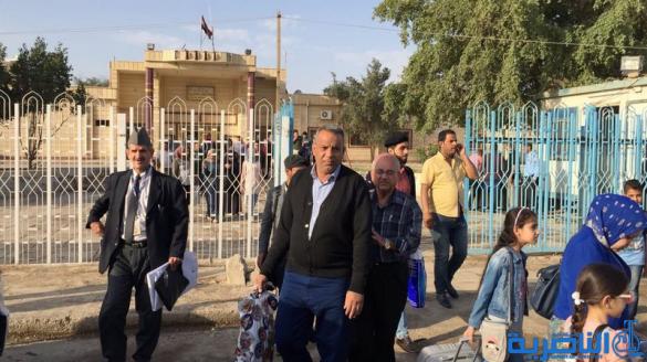 بالصور:وصول 230 سائحا الى محطة الناصرية للقطارات لغرض السياحة في الاهوار