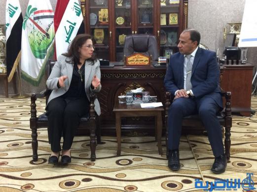محافظ ذي قار لوزيرة الاعمار  .. مشاريعكم المتلكئة اربكت المحافظة ونطالب باستثناءات - تقرير مصور -