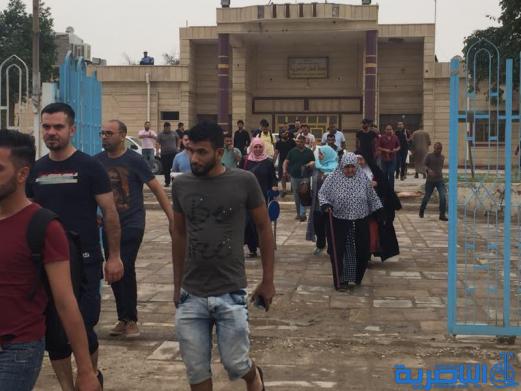 بالصور:وصول 400 سائحا الى محطة الناصرية للقطارات لغرض السياحة في الاهوار