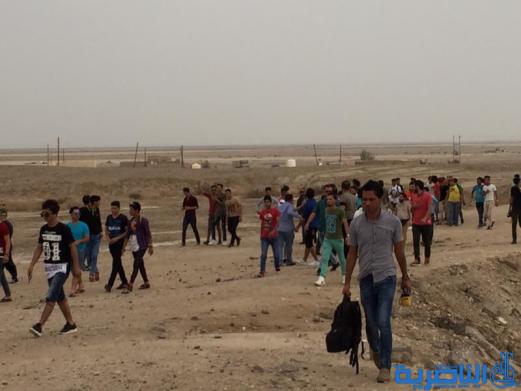 بالصور:سواح بغداد والديوانية في زقورة اور الاثرية
