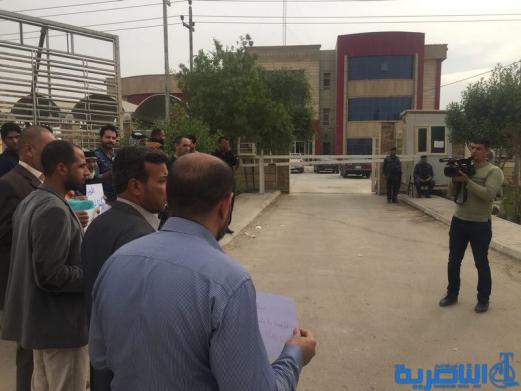  العشرات يتظاهرون في الناصرية للمطالبة باطلاق قروض الاسكان