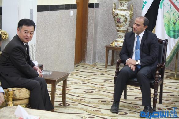 محافظ ذي قار يستقبل السفير الصيني والاخير يعلن ان الصين اصبحت الشريك الاقتصادي الاول للعراق