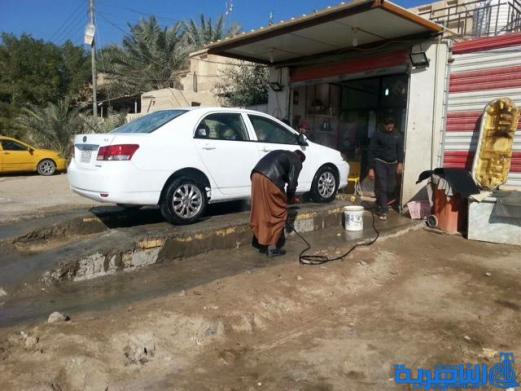 سوق الشيوخ تغلق 30 محطة غسيل سيارات لمخالفتها الضوابط البيئية
