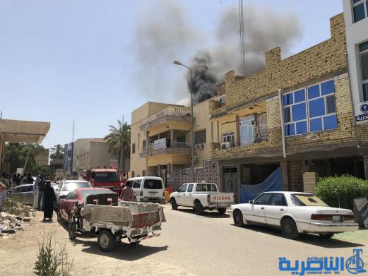 بالصور:اندلاع حريق في الطابق العلوي لدائرة قسم التقاعد والضمان الاجتماعي