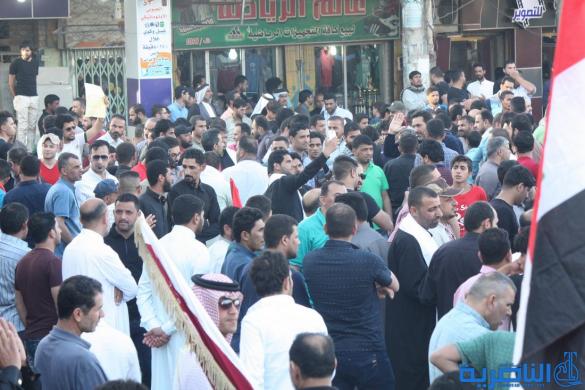 بالصور:الصدريون يتظاهرون وسط الناصرية تنديدا بتهديد الصدر 
