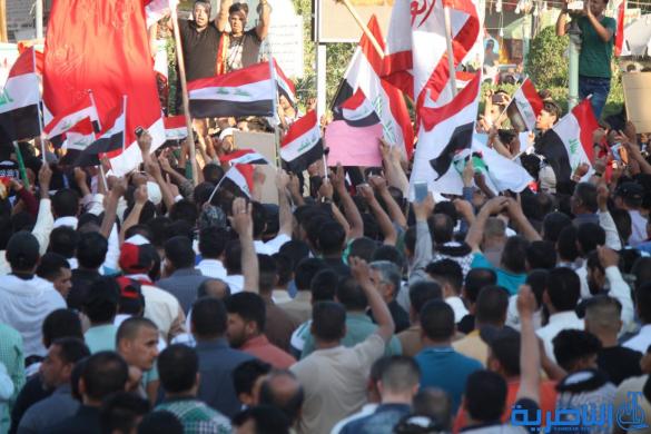 بالصور:الصدريون يتظاهرون وسط الناصرية تنديدا بتهديد الصدر 