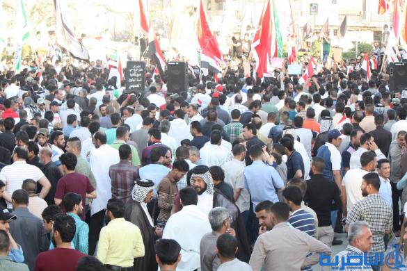بالصور:الصدريون يتظاهرون وسط الناصرية تنديدا بتهديد الصدر 