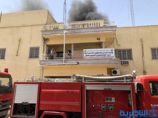 بالصور:اندلاع حريق في الطابق العلوي لدائرة قسم التقاعد والضمان الاجتماعي