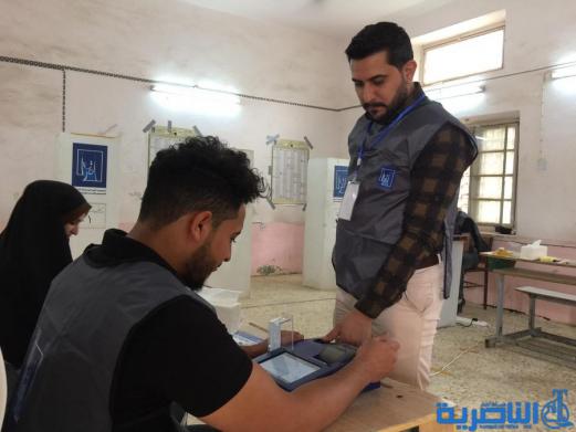 بالصور:الساعات الاولى من انطلاق التصويت العام في احد مراكز الناصرية الانتخابية
