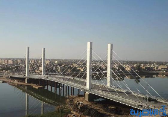 ماتير الفرنسية تباشر برفع الدعائم المؤقتة من تحت جسر الحضارات في الناصرية