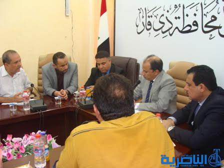 مقالو ذي قار والتجار ورجال الاعمال واصحاب الشركات المحلية تظاهروا امام مبنى المحافظة للمطالبة بزيادة التخصيصات المالية وتسديد مستحقاتهم