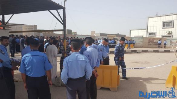 بالصور:منتسبو شرطة سوق الشيوخ يدلون باصواتهم في الانتخابات البرلمانية