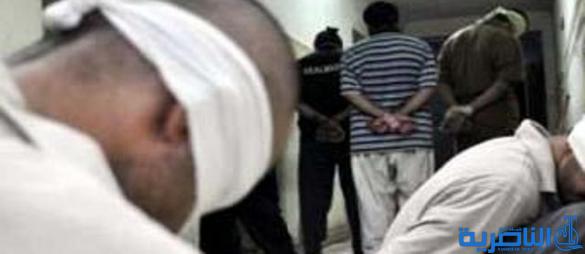 اعتقال خمسة من اصحاب البسطيات المتاجرين بالالات الحادة والمفرقعات 