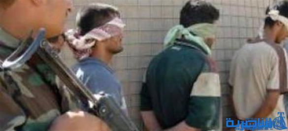 اعتقال ثلاثة نازحين متهمين بالارهاب شمالي ذي قار