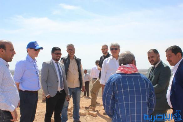 بالصور:السفير الفرنسي يزور اور الاثرية غربي الناصرية