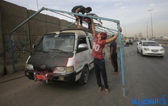بالصور .. تكافل ودروس للإنسانية على طول الطريق الى كربلاء