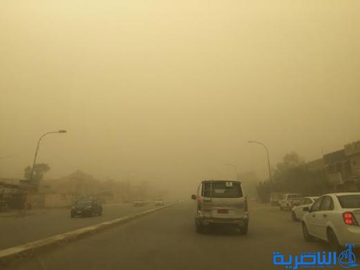  مستشفى الناصرية يستقبل 70 حالة اختناق بسبب عاصفة ترابية قادمة من السعودية _تقرير مصور_