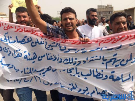 سواق الاجرة يتظاهرون في الناصرية احتجاجا على نقل المراب الداخلي - تقرير مصور -