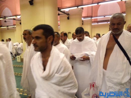 بالصور : حجاج ذي قار يحرمون من مسجد الشجرة قبل التوجه للمسجد الحرام _تقرير مصور _