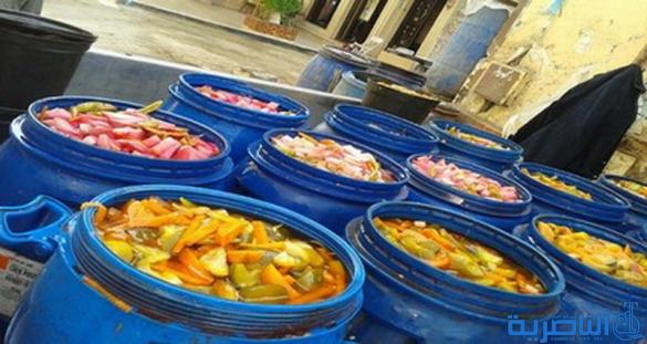 بيئة سوق الشيوخ تمنع محلات &quot;الطرشي&quot; من استخدام البراميل الملوثة
