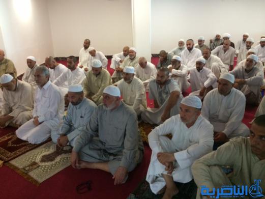 ابناء محافظة ذي قار يقيمون صلاة الجمعة في مكة المكرمة - تقرير مصور -