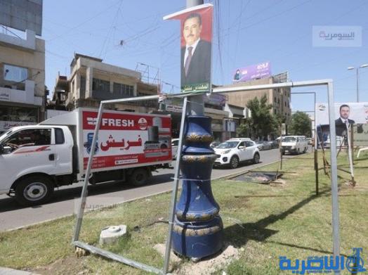 تمزيق دعايات المرشحين.. البعض يئس من التغيير واخرون يسرقون اطارها (صور)