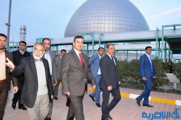 محافظ ذي قار يتفقد مناطق الاهوار مع وزير الموارد المائية ، ويبحث معه امكانية تطوير المواقع السياحية
