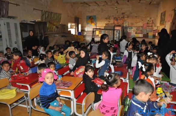 الحشرات الزاحفة والمياه الاسنة تهدد مدرسة لرياض الاطفال في الشطرة