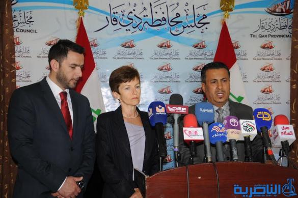 رئيس مجلس ذي قار يبحث مع سفيرة استراليا تبادل الخبرات ودخول شركات استثمارية إلى المحافظة