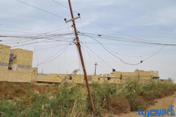 بالصور : اعمدة الكهرباء الوطنية داخل منازل المواطنين في الشطرة